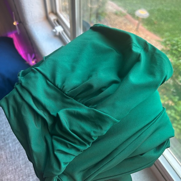 Emerald Green Strapless Dress - Picture 4 of 4